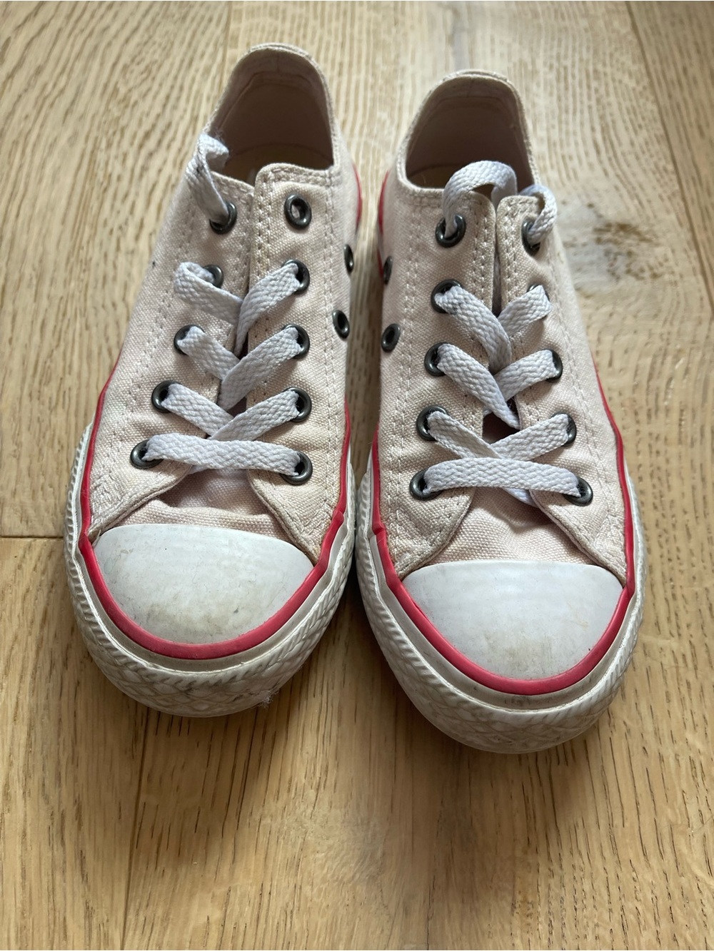 Converse Kids Low-Top Sneakers in Pale Pink with White Laces